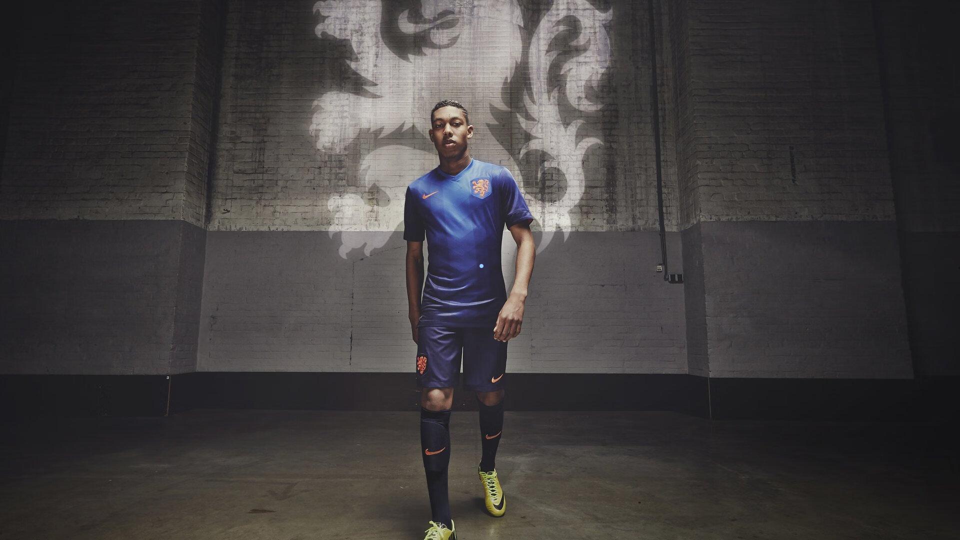 皇马新帅阿韦洛亚上任，揭秘这位传奇回归者的五大核心故事